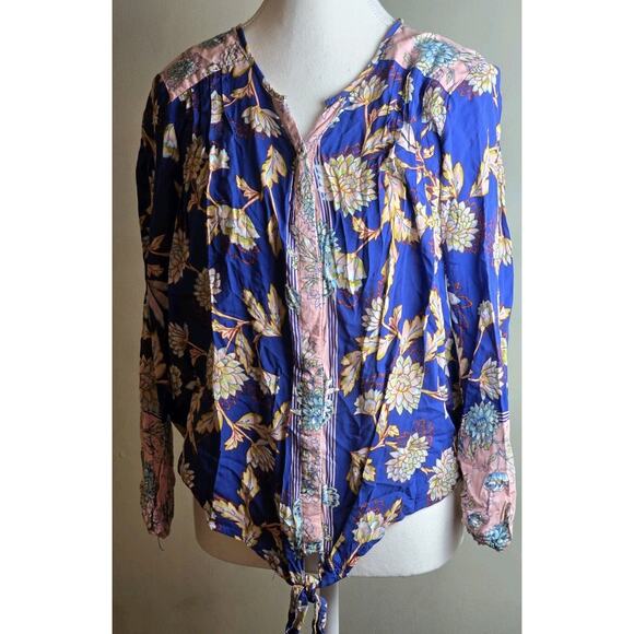 Democracy Blouse Women’s Multicolored Floral Long Sleeve Size S EUC Blue Pink - Picture 1 of 6